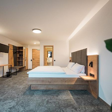 Hotel Goldener Engel Ihringen Esterno foto