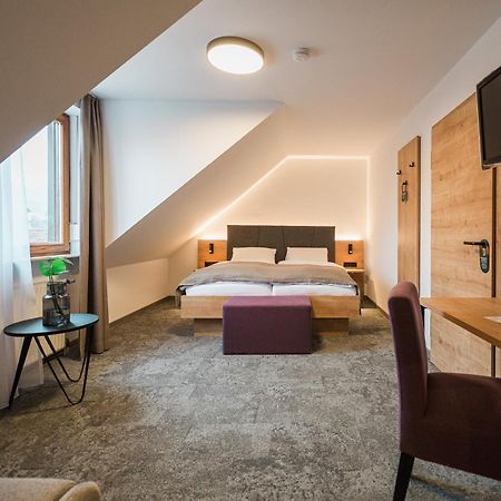 Hotel Goldener Engel Ihringen Esterno foto