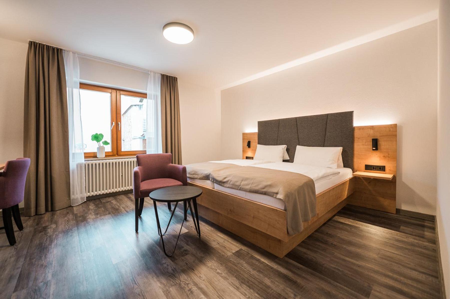 Hotel Goldener Engel Ihringen Esterno foto