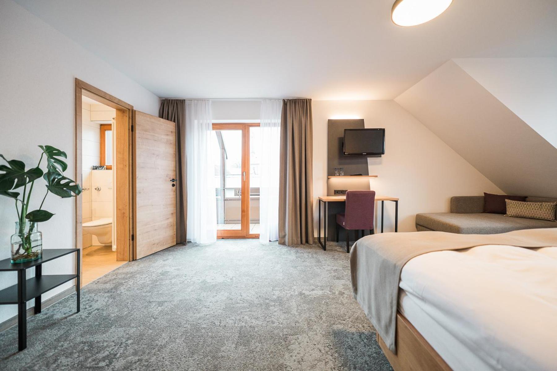 Hotel Goldener Engel Ihringen Esterno foto